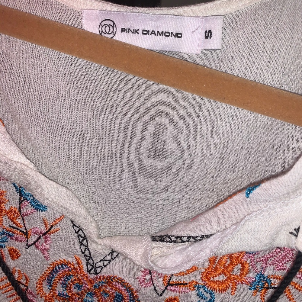 LF top - Picture 2 of 2